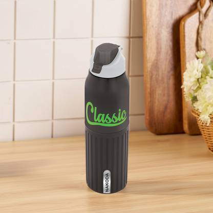 Classic 900 Insulated Water Bottle, 630ml
