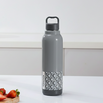 Sterling 900 Insulated Water Bottle, 630ml